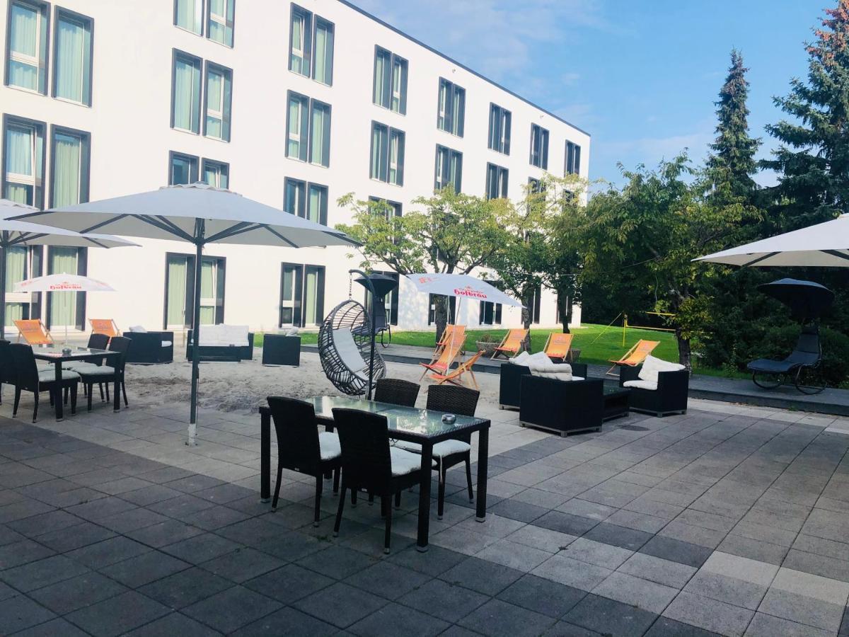 Elaya Hotel Stuttgart 伯布林根 外观 照片